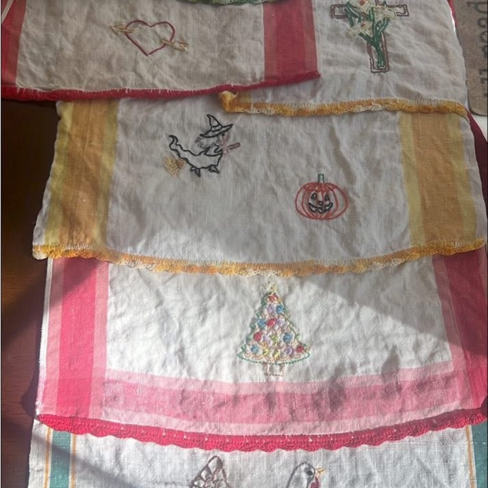 Set of 8 Vintage Seasonal Holiday Embroidered Kitchen Linen towel Lot easter